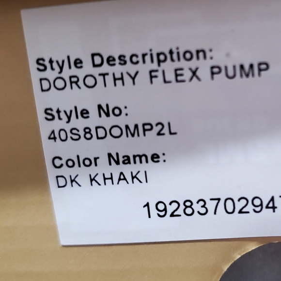 Michael Kors Dorothy Flex Pump - Picture 8 of 15